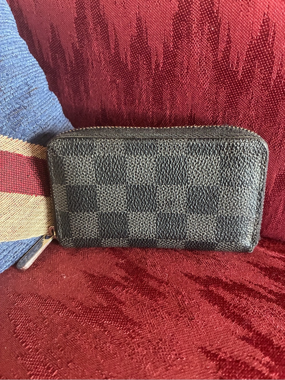 Louis Vuitton Damier Graphite Zip-Around Card Holder - Black/Grey